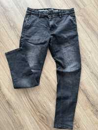 Meskie spodnie jeansowe chinos