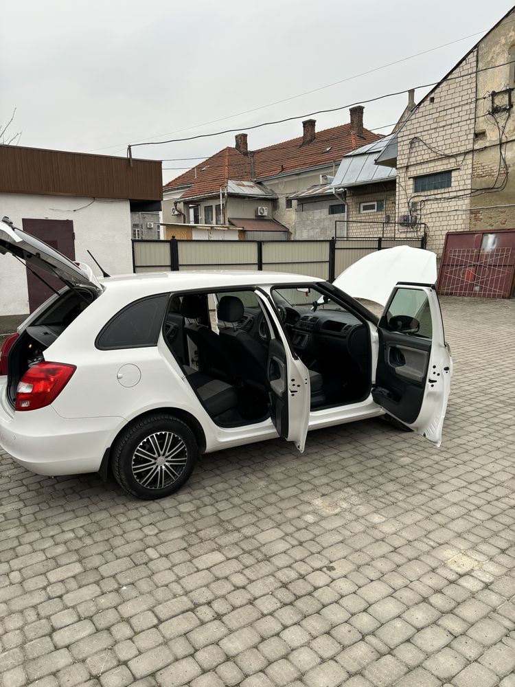 Skoda fabia 1.6 tdi 2014