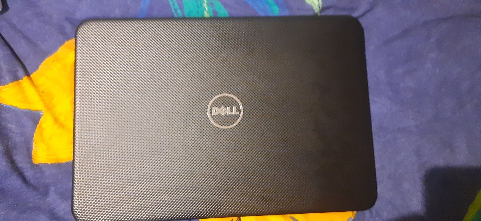 Laptop Dell inspiron 3521.