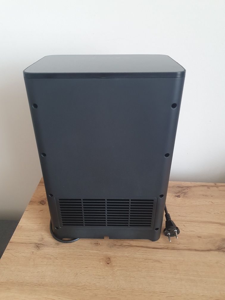 Termowentylator elektryczny z efektem płomienia 2000W na pilota