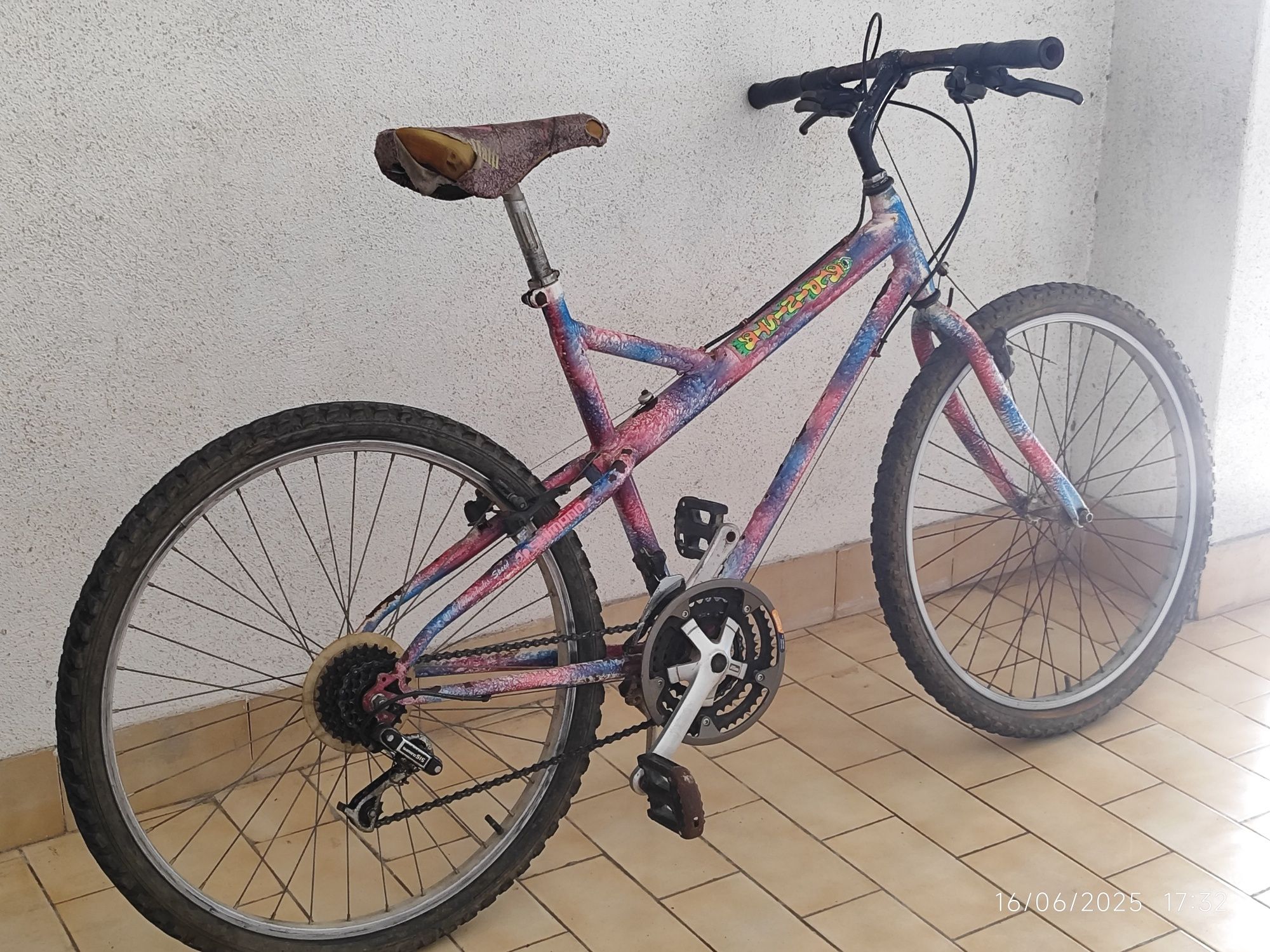 Bicicleta antiga