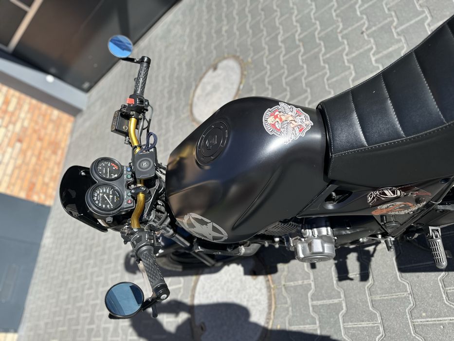 Honda cb500 cafe racer