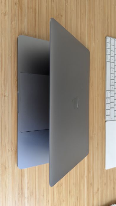 Apple Macbook Pro 13 i5 4 rdzenie 16GB RAM 256GB SSD IGŁA 31 cykli bat