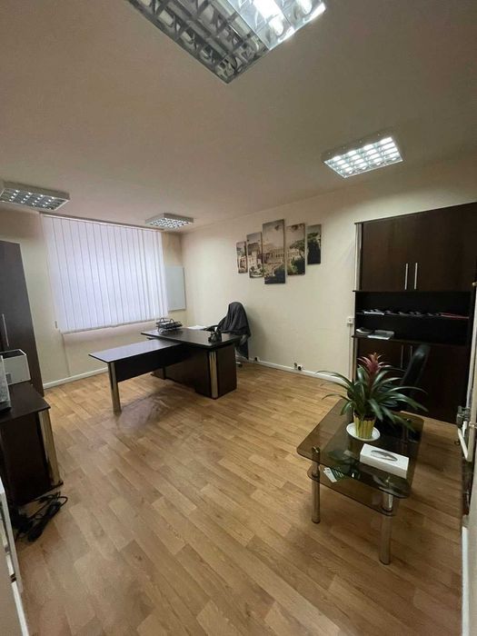 Терміново! Оренда  офісу  у ближньому центрі 16 000 грн / 90 м2 !