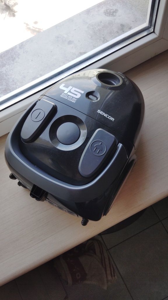 Odkurzacz 1200W sensor turboszczotki