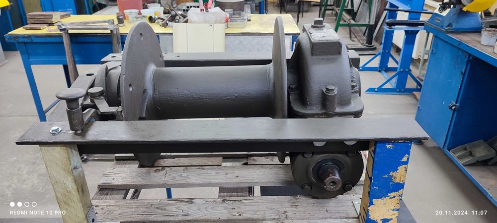 Wojskowa wyciągarka mechaniczna amerykańska (GMC,Halftrack,Studebaker)