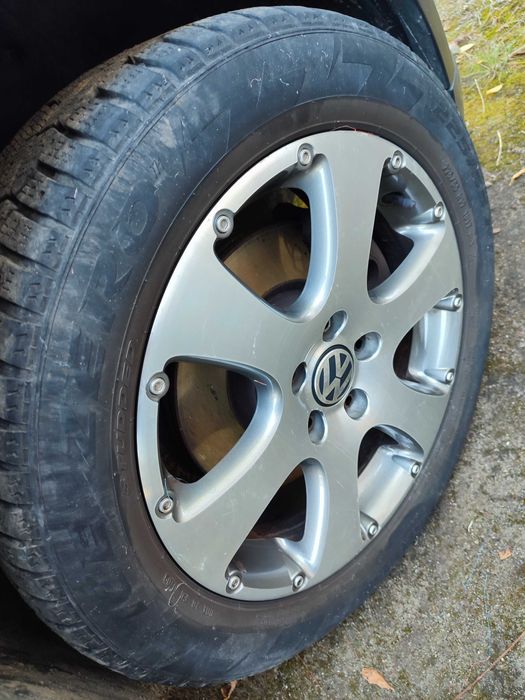 Volkswagen Touran Cross