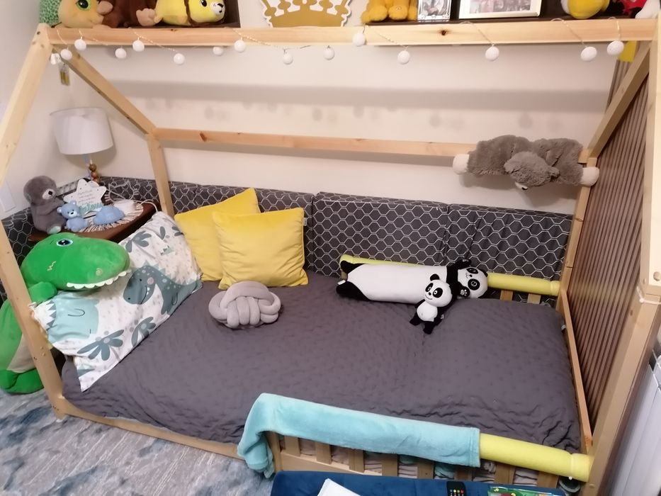 Cama de criança estilo montessouri