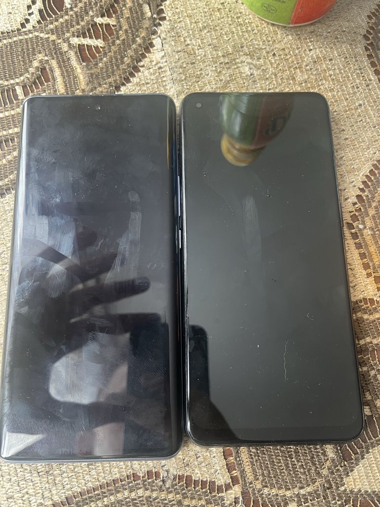 Sprzedam badz zamienie dwa telelefony oppo i huawei