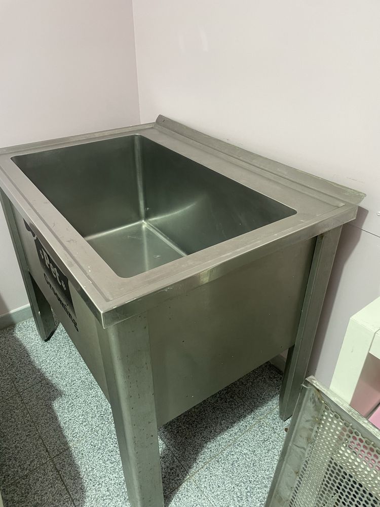 Vende-se cuba de inox