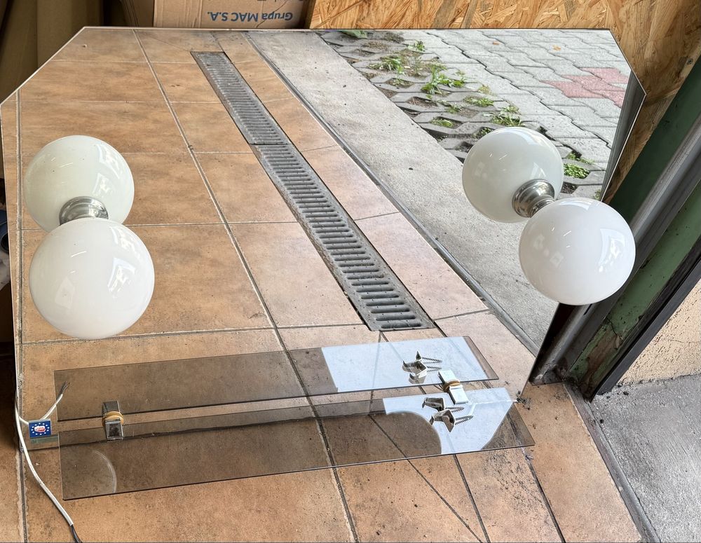 Lustro łazienka lampy