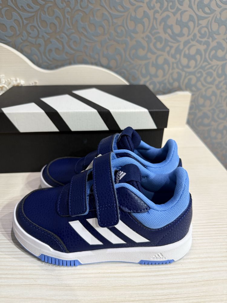 Кросівки adidas оригінал розміри від 28 до 40
