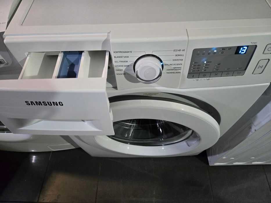 Pralka SAMSUNG  8 kg/1400 obr.Gwarancja.LCD.Super stan.Po przeglądzie