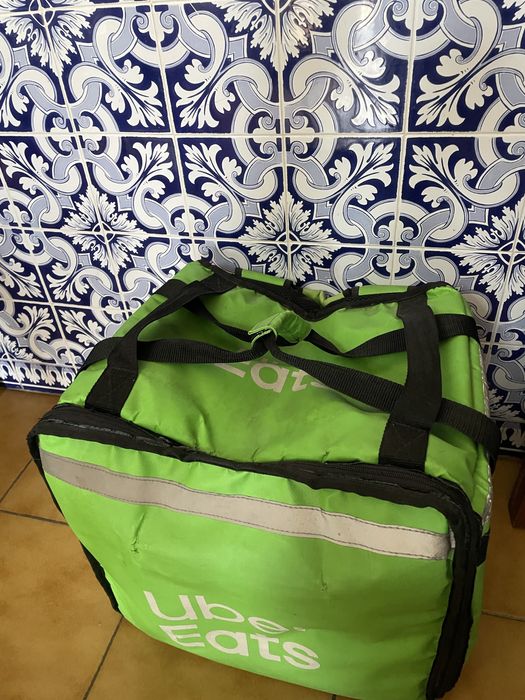 Mala uber eats usada