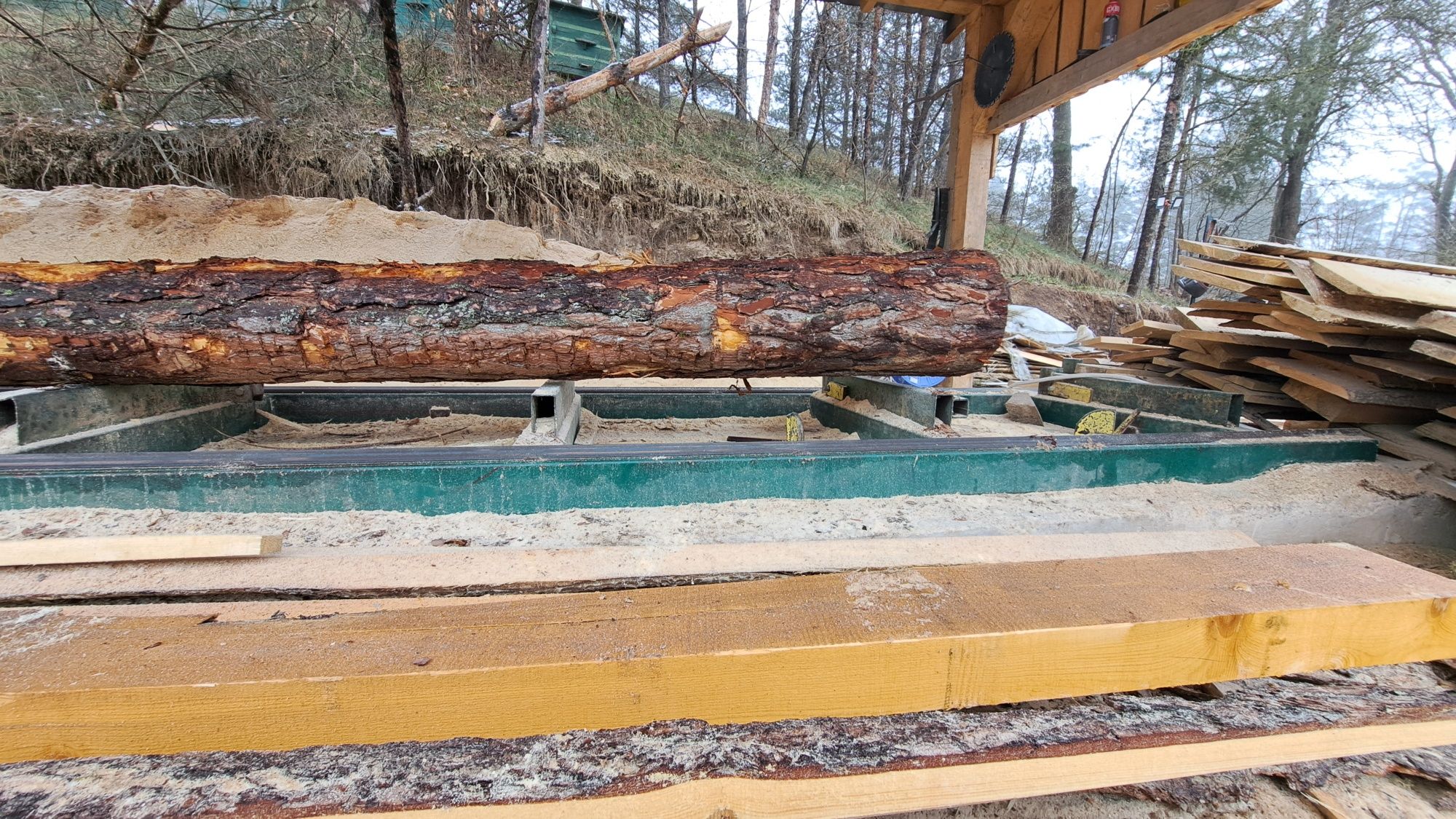 Więźba dachowa, drewno konstrukcyjne deski, tartak zaprasza