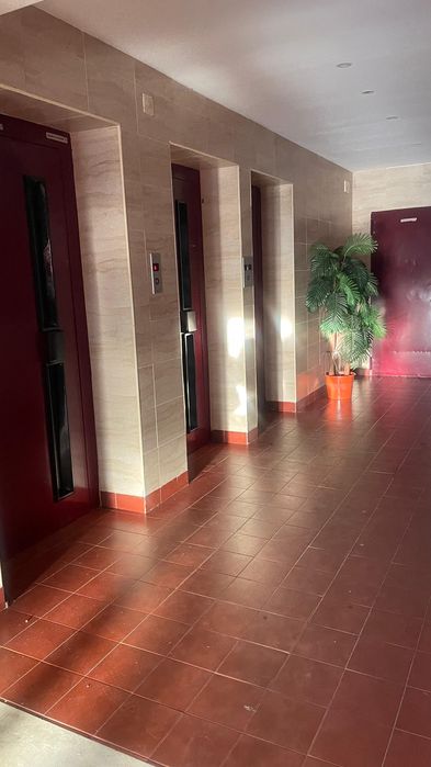 Vendo 1/2 da casa