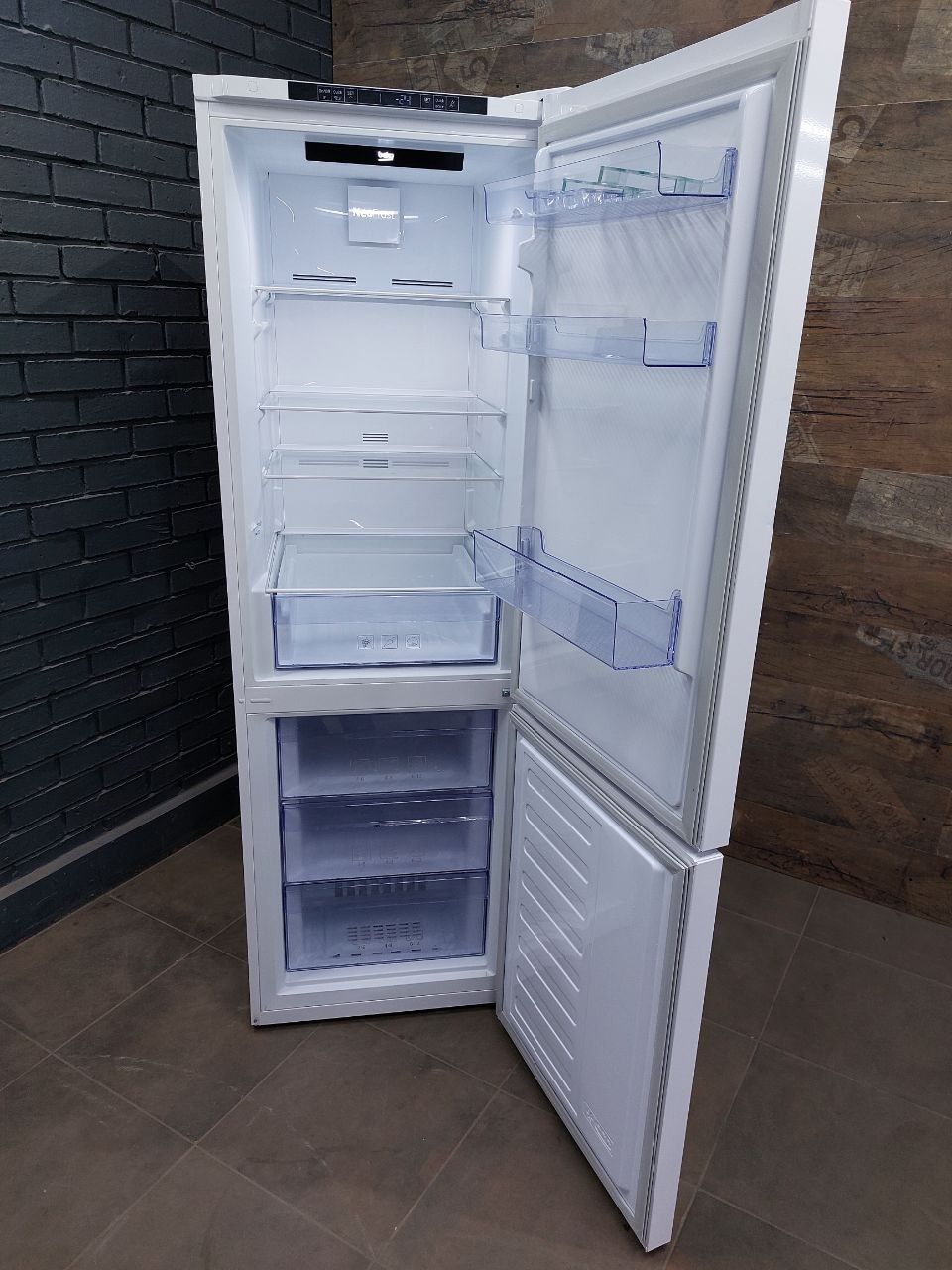 Холодильник з Європи Bosch c5238. Гарантія.  Доставка. Вибір