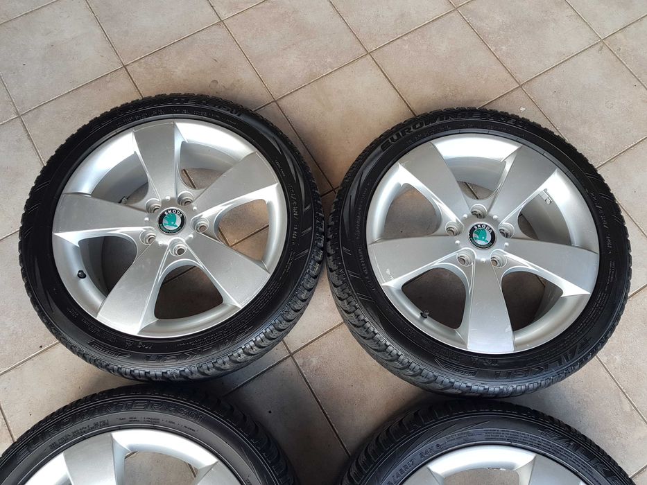 Koła zimowe Skoda Octavia 2 7x17 et54 5x112 opony 225/45/17 Falken