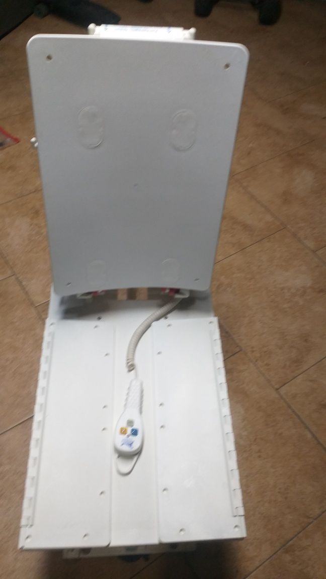 Krzesło do kąpieli elektrycznePROMOCJA