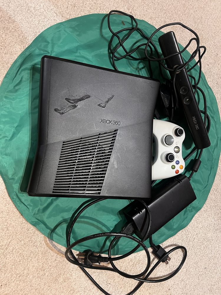 Xbox 360, jeden pad, Kinekt