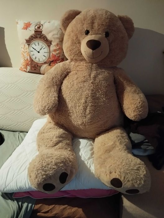 Duży misiek pluszowy