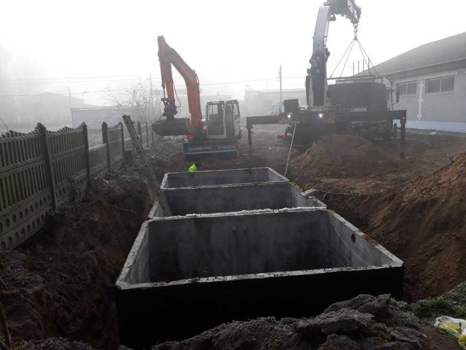 Szamba,Zbiornik szambo betonowe kanał samochodowy piwniczka deszczówka