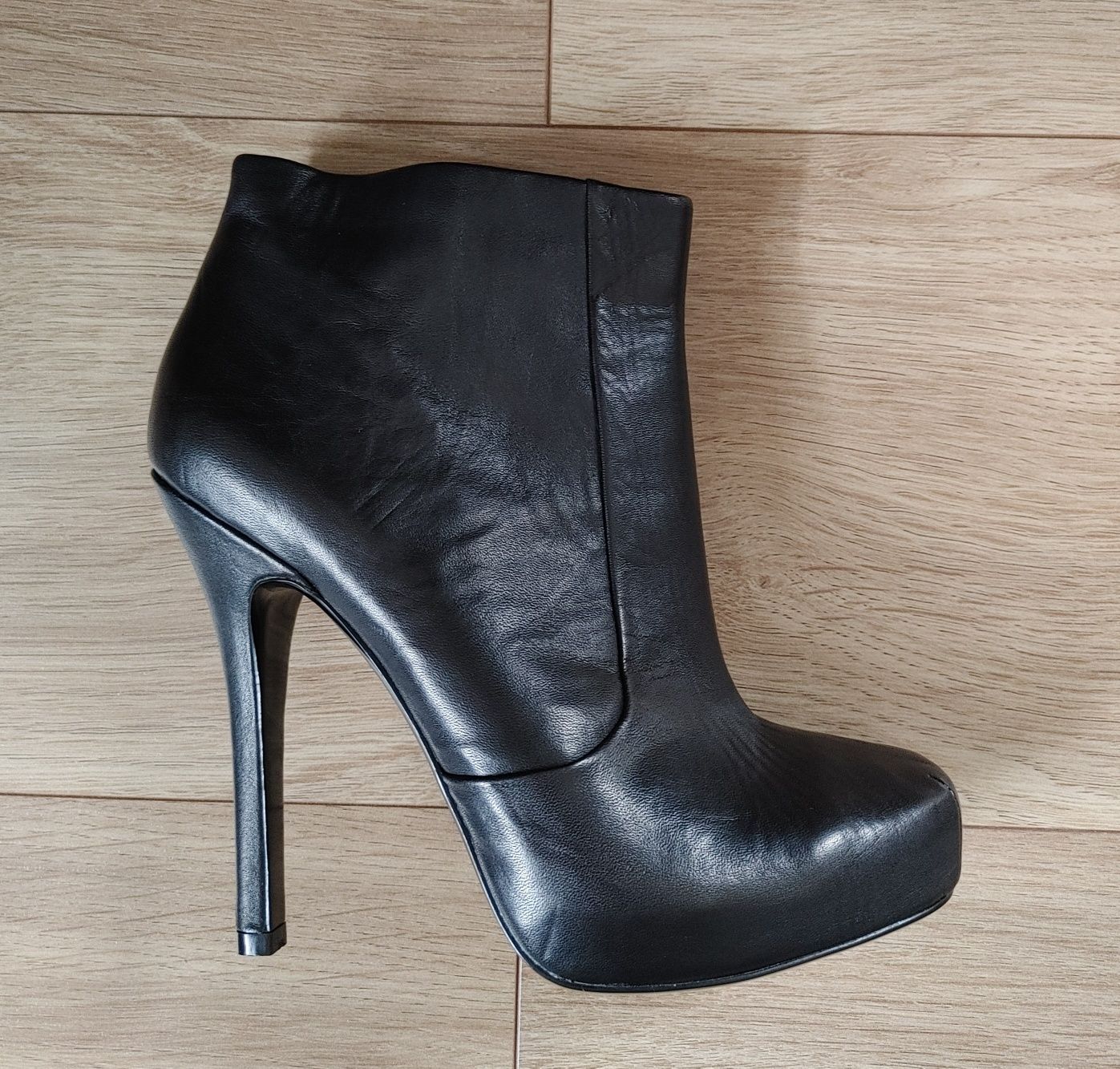 Buty House of Harlow 1960 rozm. 35.5