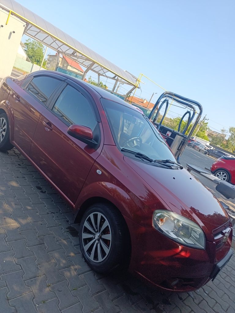 Chevrolet-aveo-2008