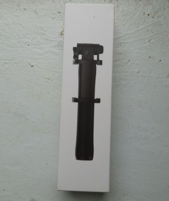Селфи-монопод Xiaomi Mi Selfie Stick Cable Black (FBA4074CN).