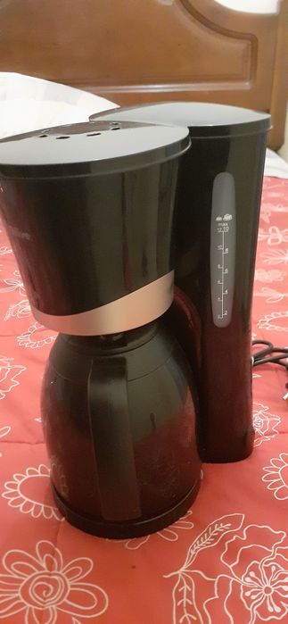 Cafeteira a trabalhar bem