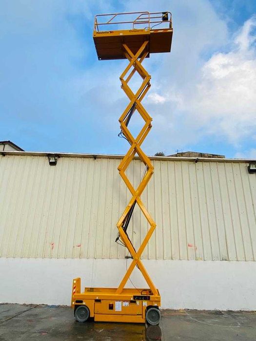 Plataforma Elevatoria Tesoura Eletrica Haulotte Compact 12 12 Metros