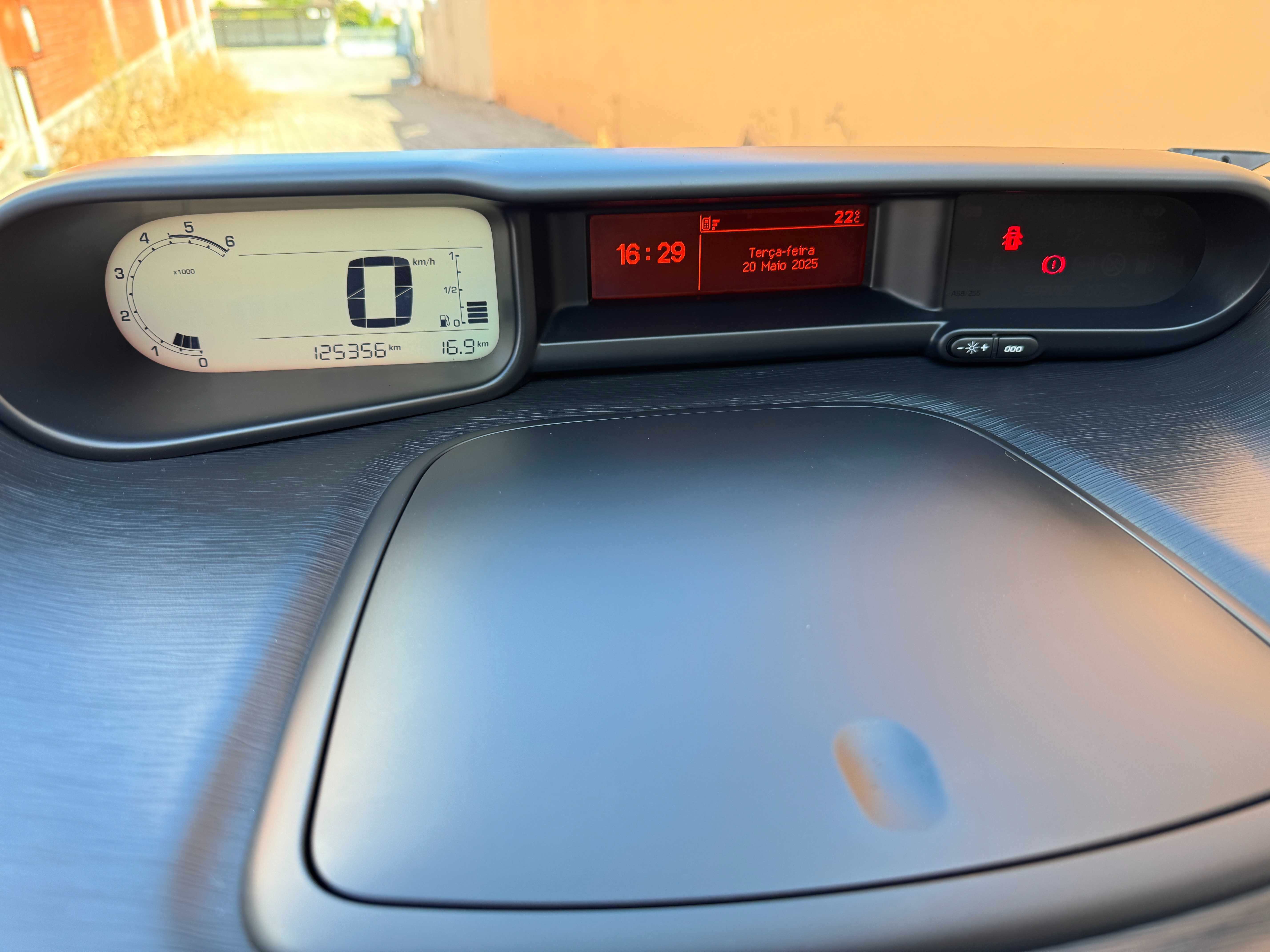 Citroen C3 Picasso 1.6HDi 92cv EXCLUSIVE 2011 único dono