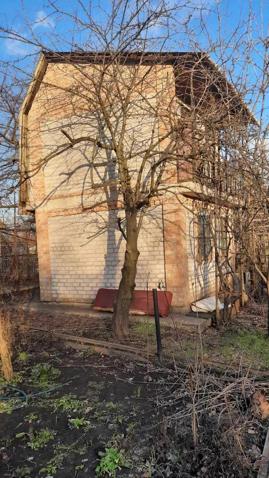 дачний будинок в центрально-міському районі (Карачуни)