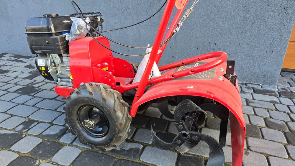 Glebogryzarka spalinowa 5,2 kW silnik Briggs&Stratton GREENSO GB902-BS