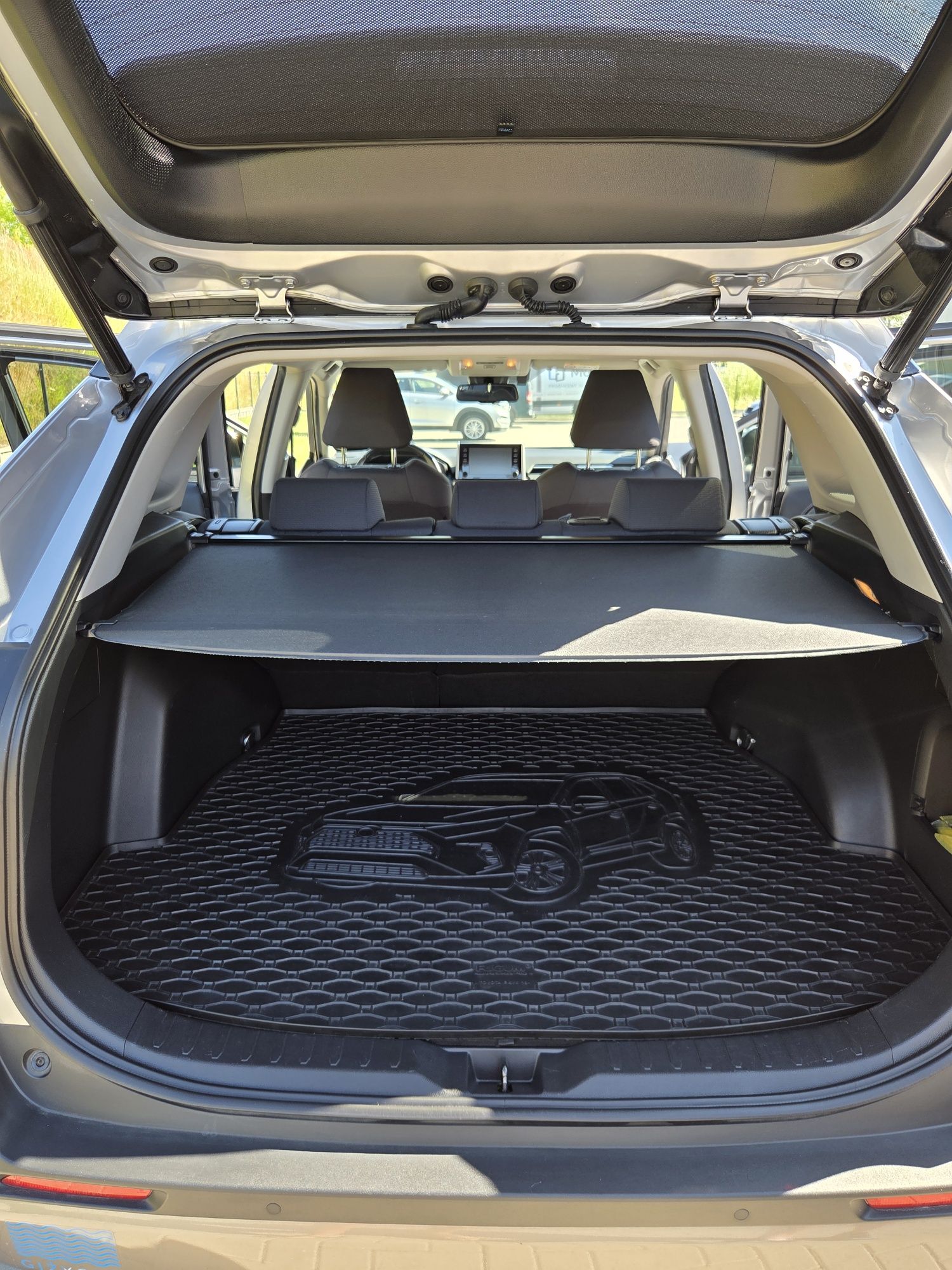 Sprzedam Toyota RAV 4 Hybryda