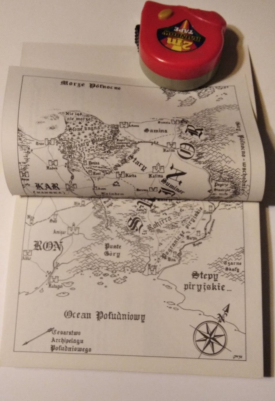 Różanooka Konrad T. Lewandowski Literatura fantazy.