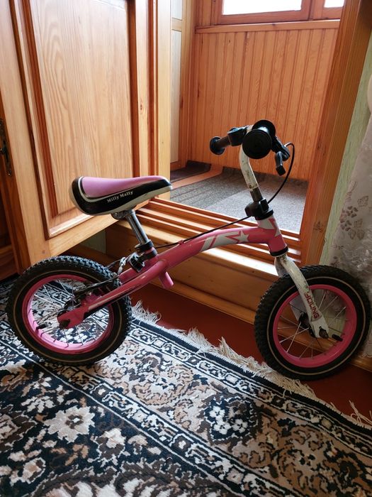 Продам біговел 3- 7 років