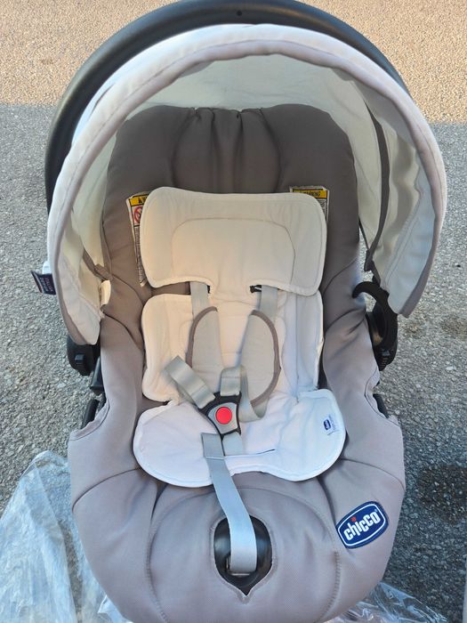 Carrinho de bebe completo da marca Chicco
