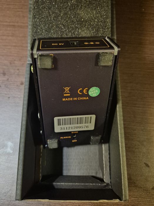 Kostka JOYO OMB R06 - looper i automat perkusyjny