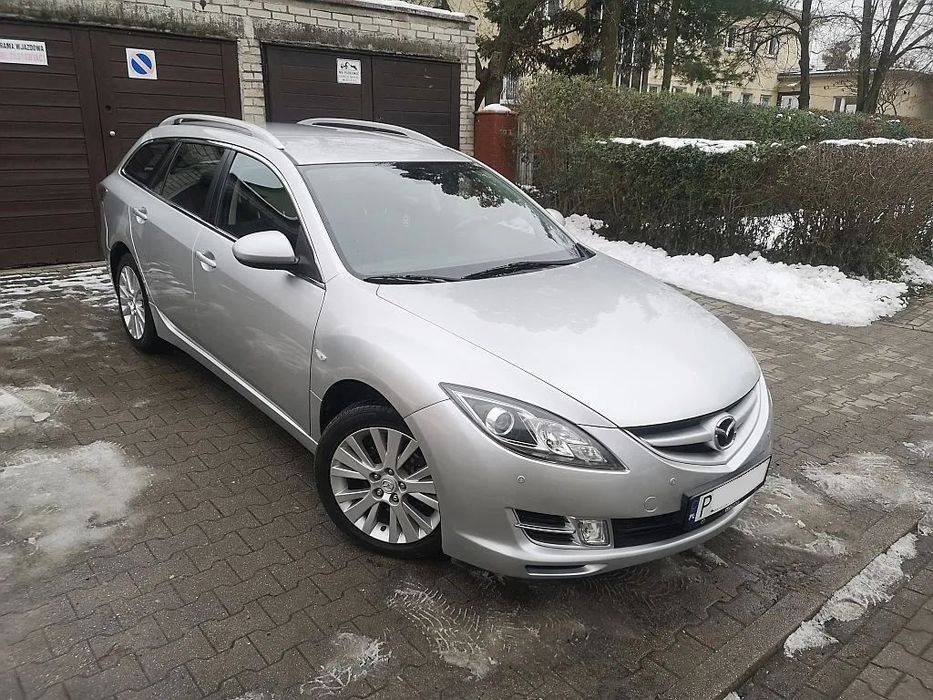 Mazda 6 bardzo zadbana i w pełni sprawna z klimatronikiem.