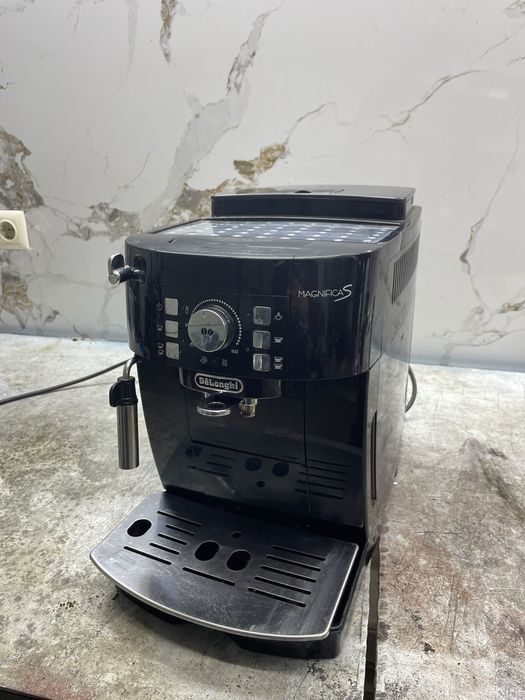 Кавомашина Delonghi Magnifica S 2020 р