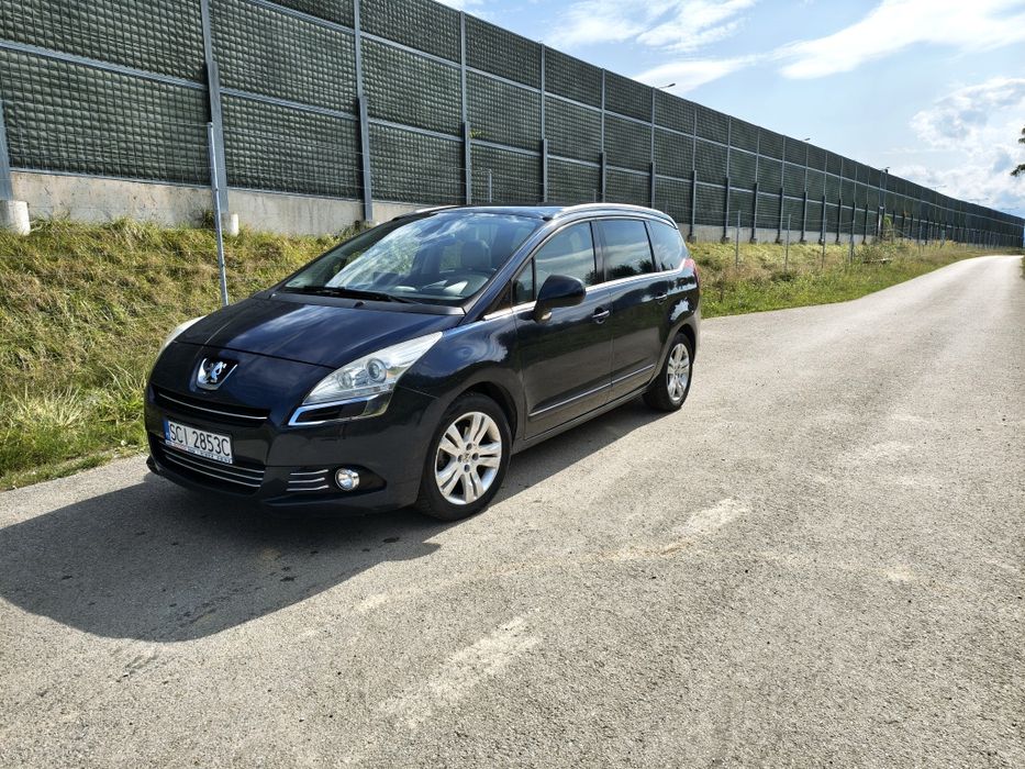 Peugeot 5008 1.6 thp panorama/skóra/navi