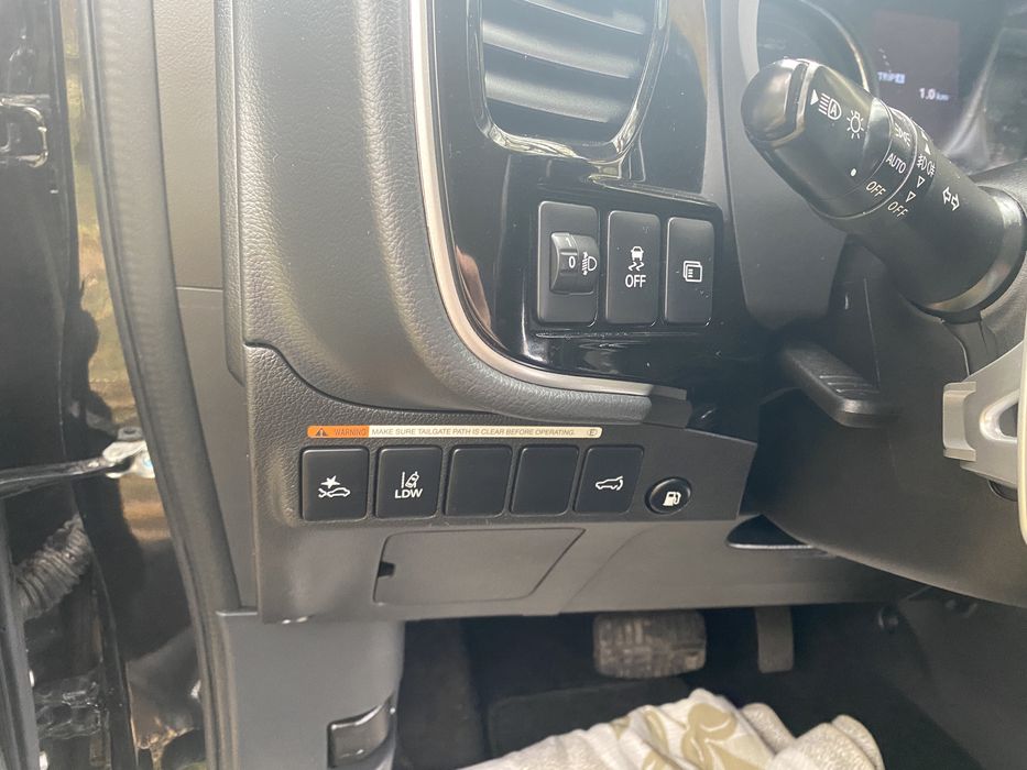 Mitsubishi outlander gt гибрид- плагин (phev)