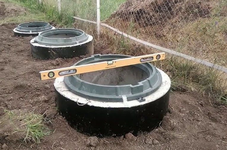 Копка і монтаж септиків, каналізації з кілець 8/10.5/13 куб.