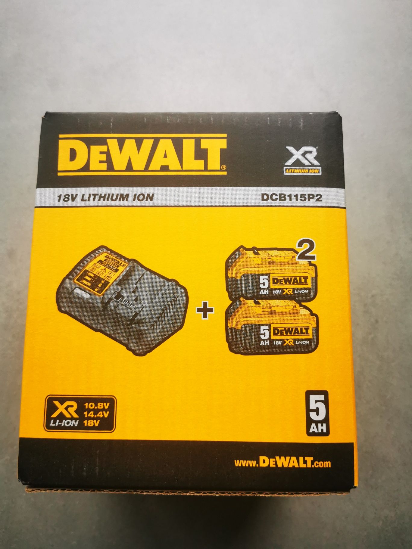 Zestaw baterii DeWalt DCB115P2