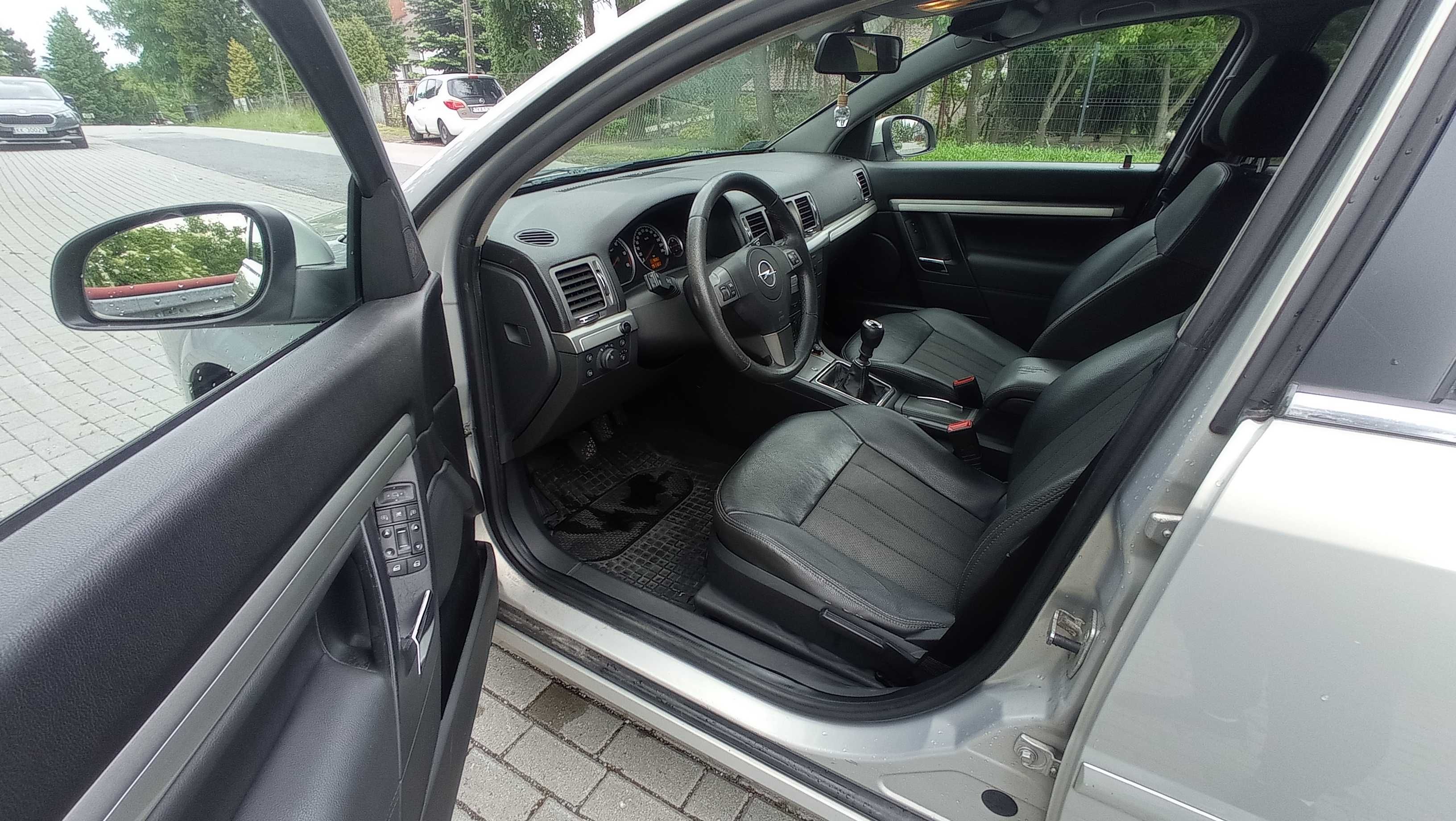 Opel Vectra C GTS 1,9 CDTI 120KM