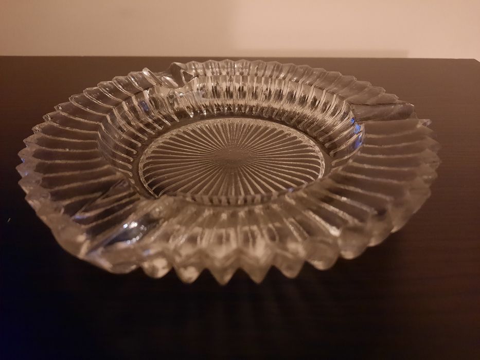 Popielniczka z czasów PRL-u szkło