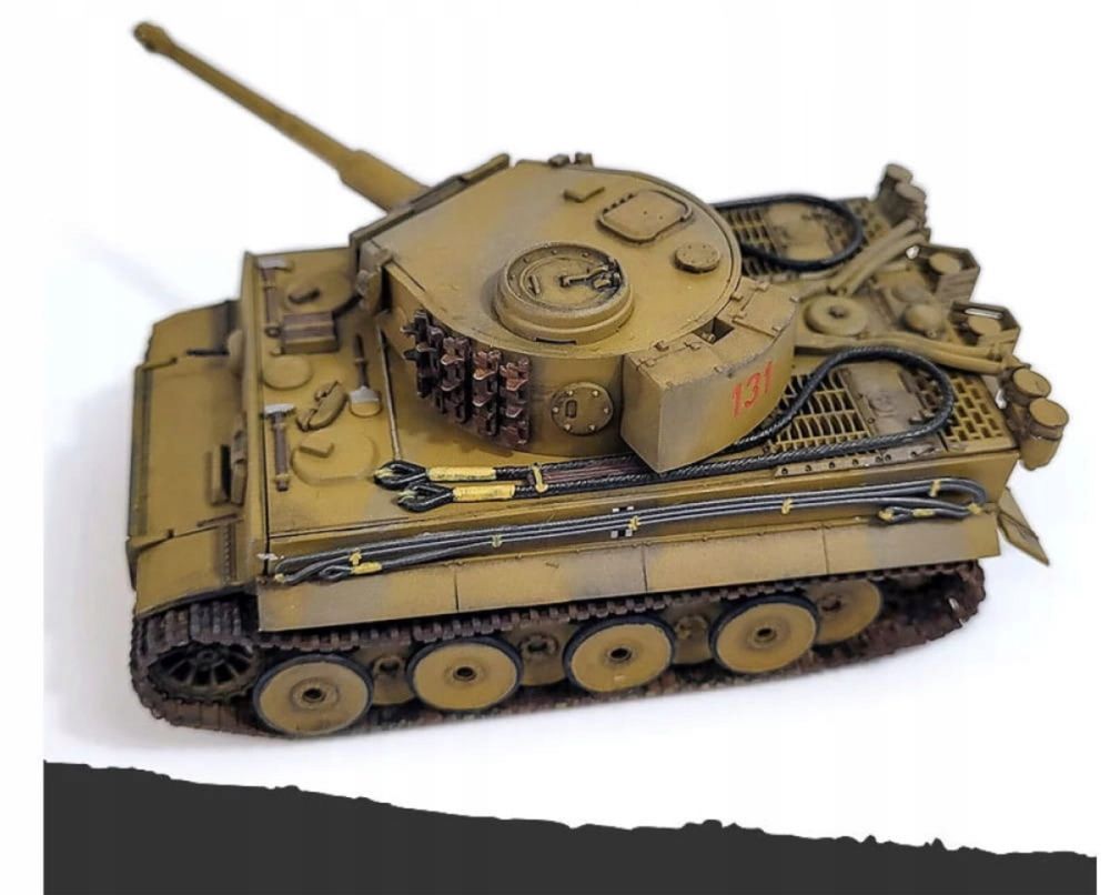 Academy 13422 Czołg do sklejenia Tiger 1 Ver Early