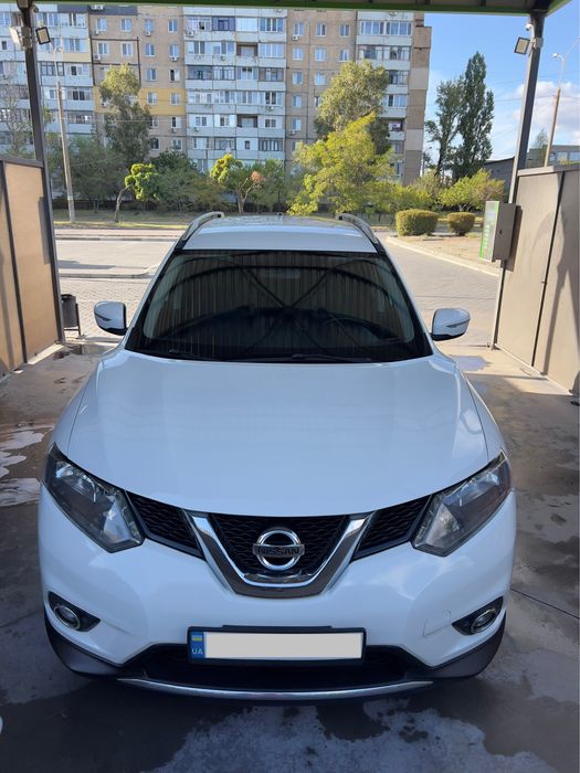 Продам Nissan Rogue 2015