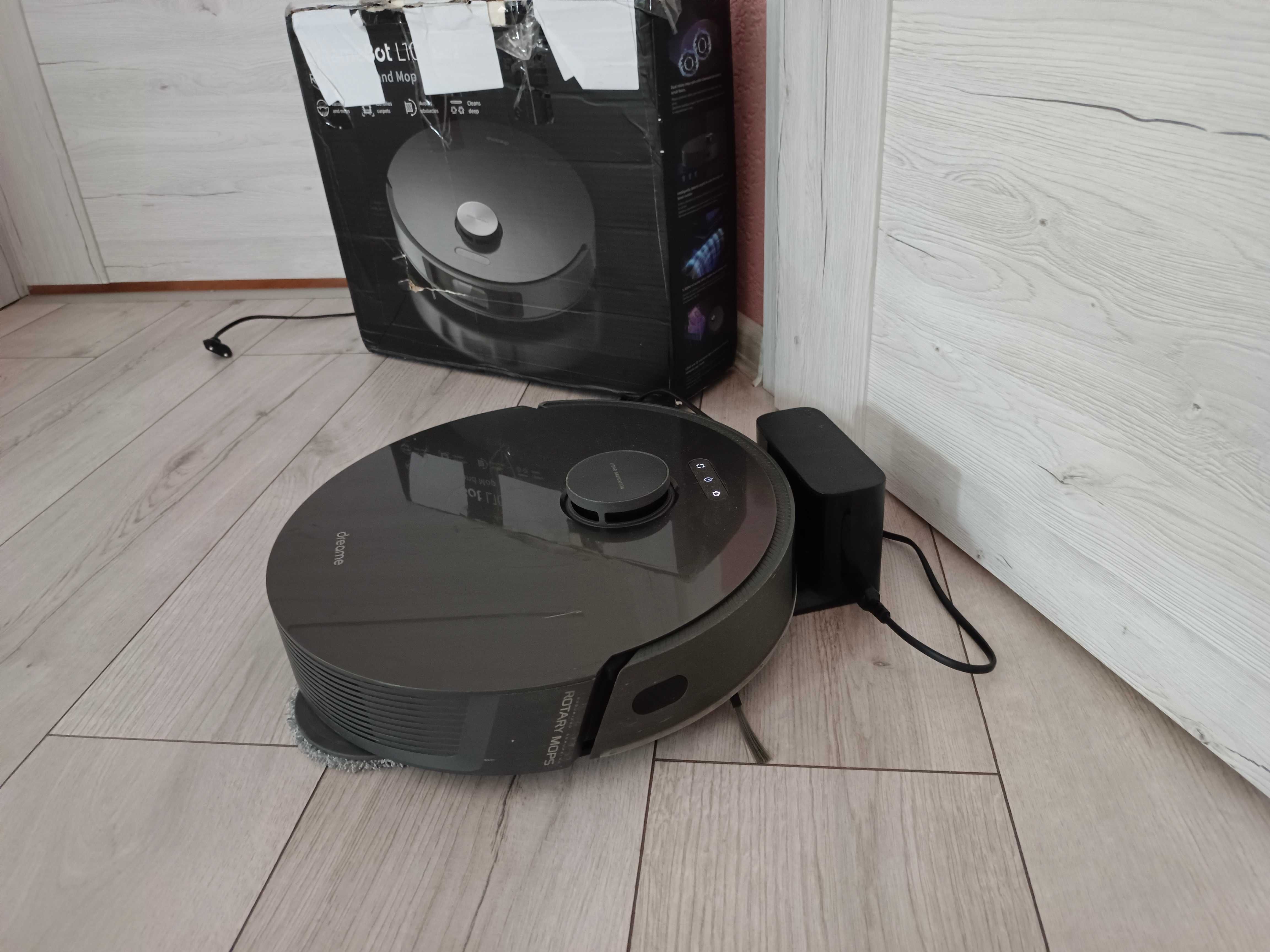 Robot sprzątający odkurzacz automatyczny mopujący Dreame Bot L10 Pro